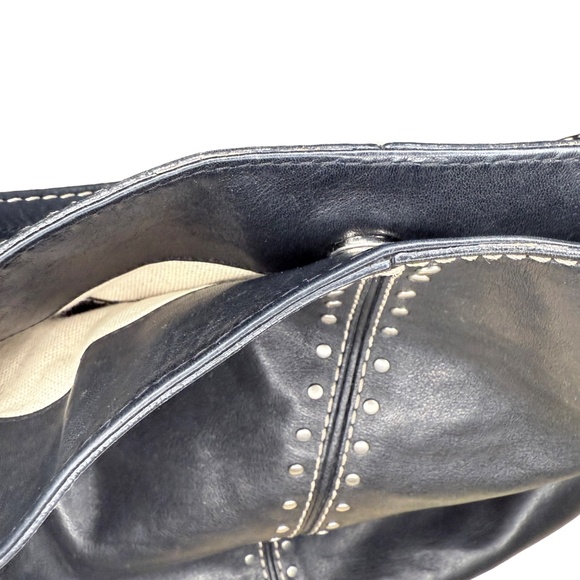 🔥 Michael Kors Astor Black Silver Studded Leather Hobo shoulder bag w/ Dustbag - Picture 7 of 9